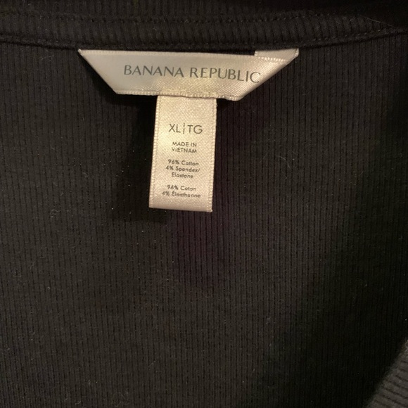 Banana Republic Ribbed, V-neck Bodysuit - Picture 3 of 3